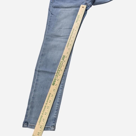 Sonoma Goods For Life Womens Skinny Jeans Light Wash Size 4 Stretch Denim - Picture 2 of 6